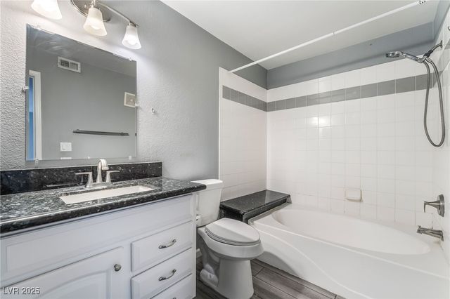 950 SEVEN HILLS Drive 2922, Henderson, NV 89052