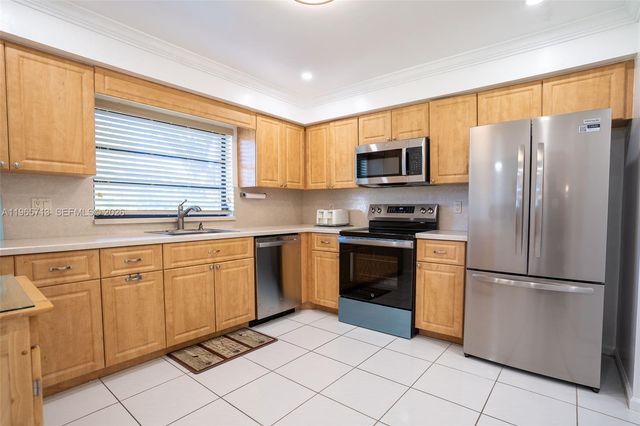 10198 DOVEWOOD LN A, Boynton Beach, FL 33436