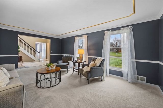 39 Saddle Brook, Pittsford, NY 14534