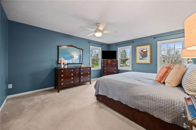 39 Saddle Brook, Pittsford, NY 14534