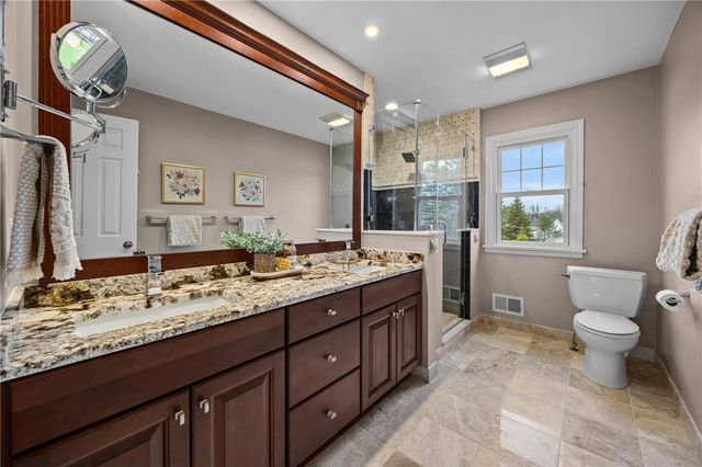 39 Saddle Brook, Pittsford, NY 14534