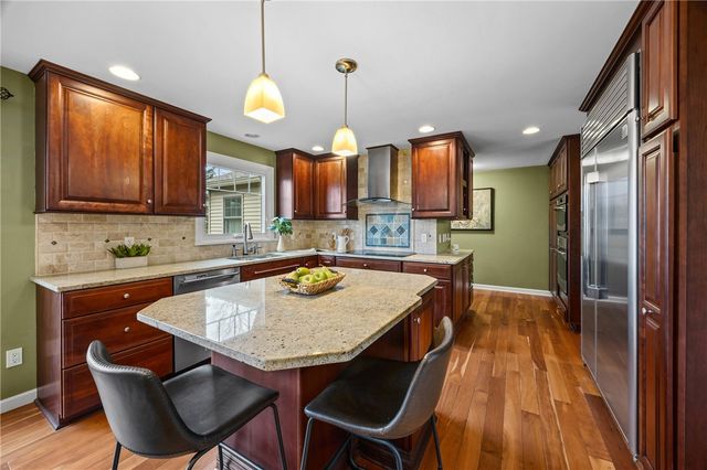 39 Saddle Brook, Pittsford, NY 14534