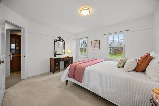 39 Saddle Brook, Pittsford, NY 14534