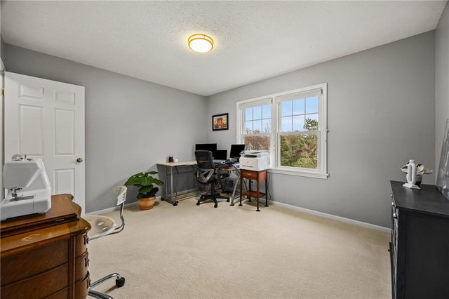 39 Saddle Brook, Pittsford, NY 14534
