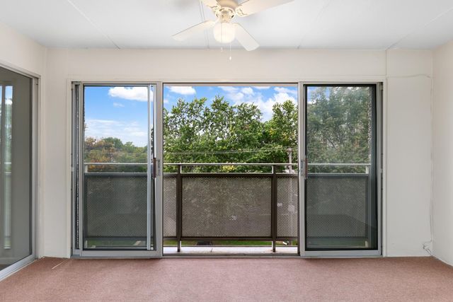 6450 York Avenue S 501, Edina, MN 55435