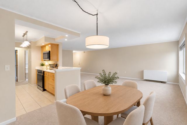 6450 York Avenue S 501, Edina, MN 55435
