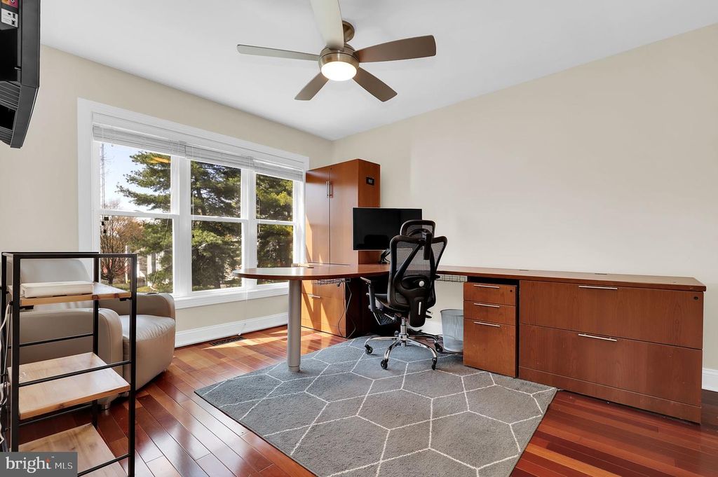 Image 18 of property listing at 20517 BARGENE WAY, Germantown, MD 20874