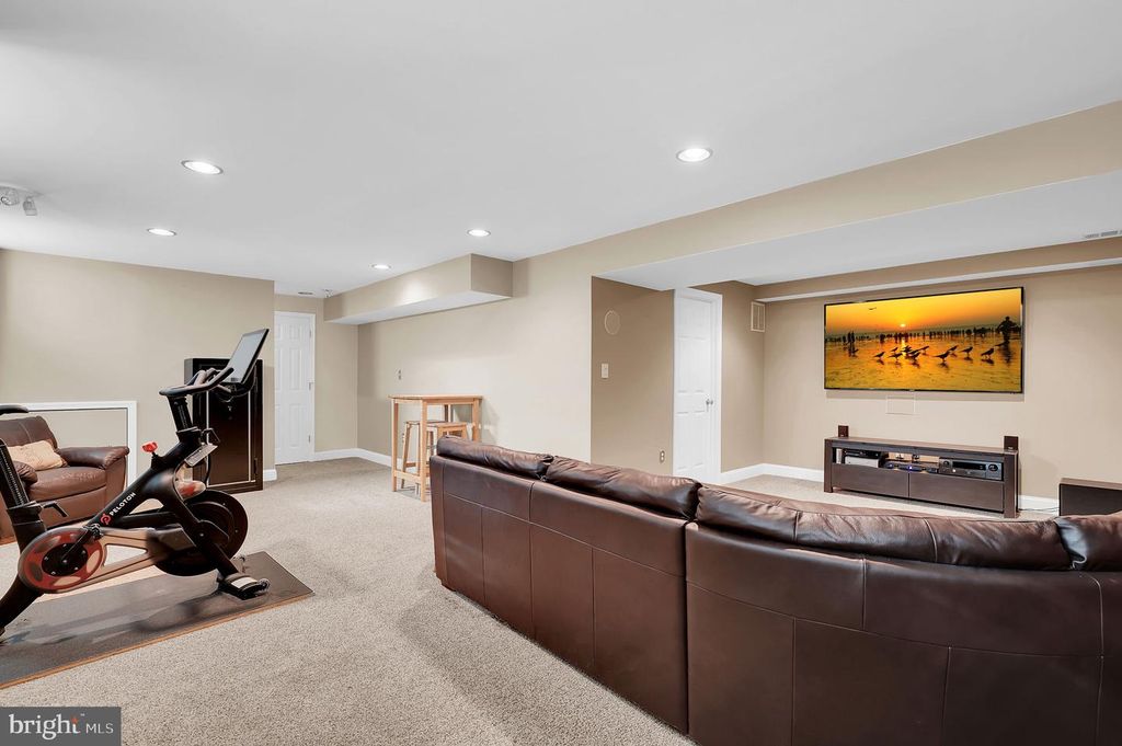 Image 27 of property listing at 20517 BARGENE WAY, Germantown, MD 20874