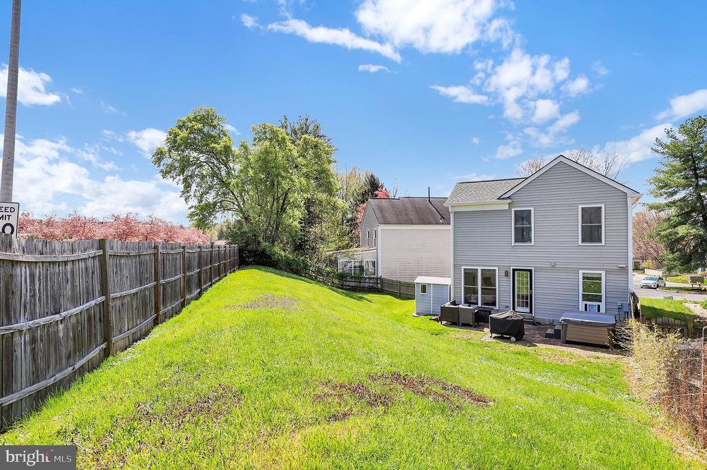 Image 32 of property listing at 20517 BARGENE WAY, Germantown, MD 20874