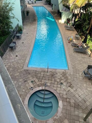 6000 Collins Ave unit 136, Miami Beach, FL 33140