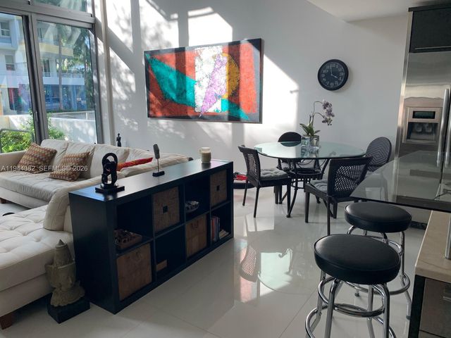 6000 Collins Ave unit 136, Miami Beach, FL 33140