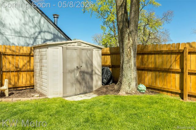 4202 Seeden Street, Waterford Charter Township, MI 48329