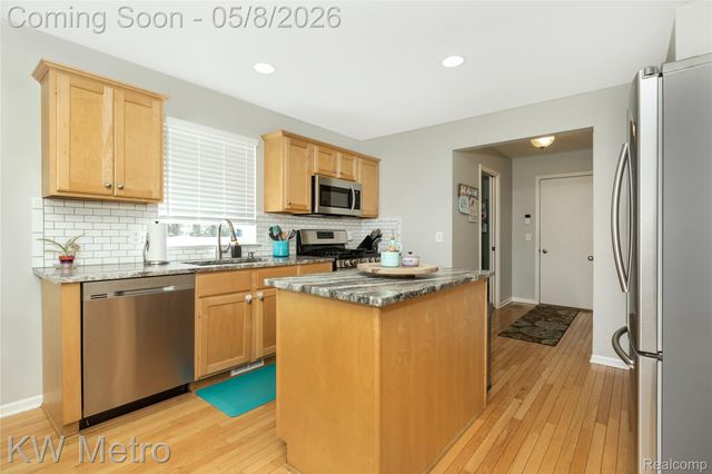 4202 Seeden Street, Waterford Charter Township, MI 48329