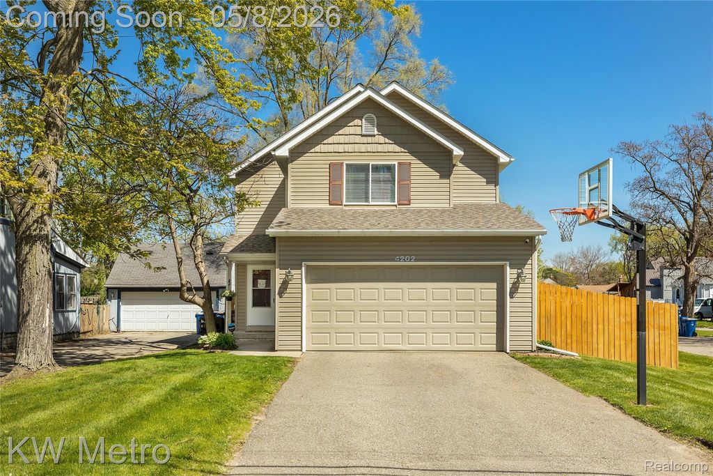 4202 Seeden Street, Waterford Charter Township, MI 48329