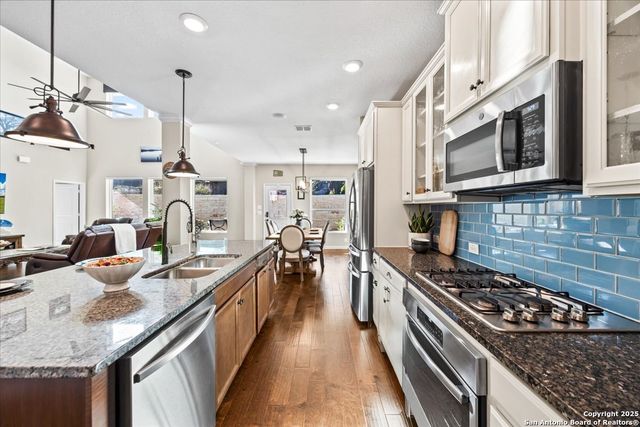 715 Ranch Falls, San Antonio, TX 78245