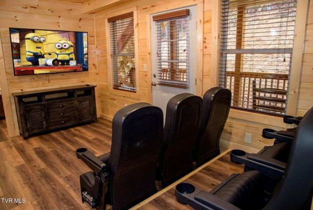 834 String Run Way, Pigeon Forge, TN 37863