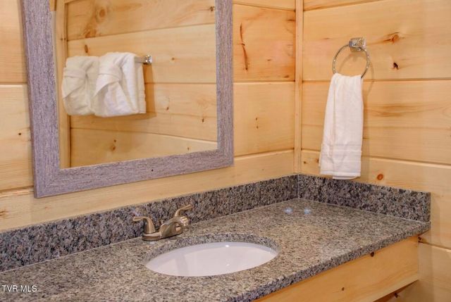 834 String Run Way, Pigeon Forge, TN 37863