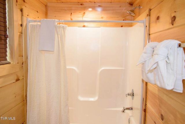 834 String Run Way, Pigeon Forge, TN 37863