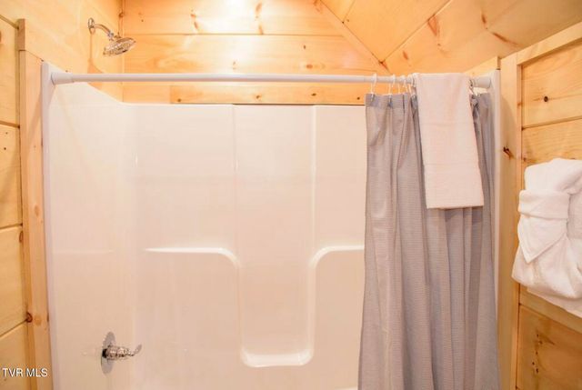 834 String Run Way, Pigeon Forge, TN 37863