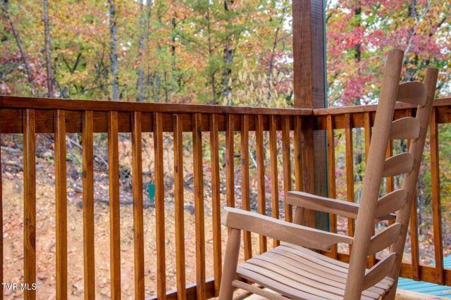 834 String Run Way, Pigeon Forge, TN 37863