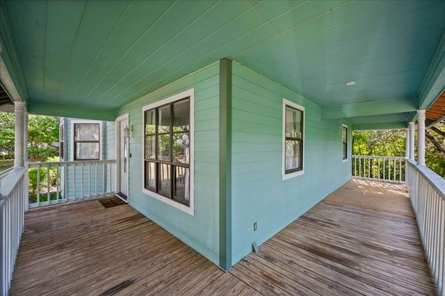 2704 Canyon Trail, Granbury, TX 76048