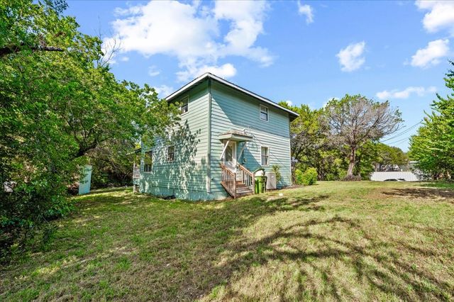 2704 Canyon Trail, Granbury, TX 76048
