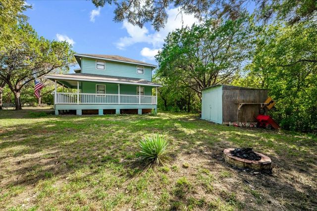 2704 Canyon Trail, Granbury, TX 76048