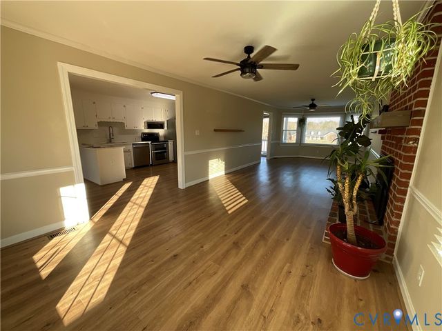 5521 Mica Dr, Prince George, VA 23875