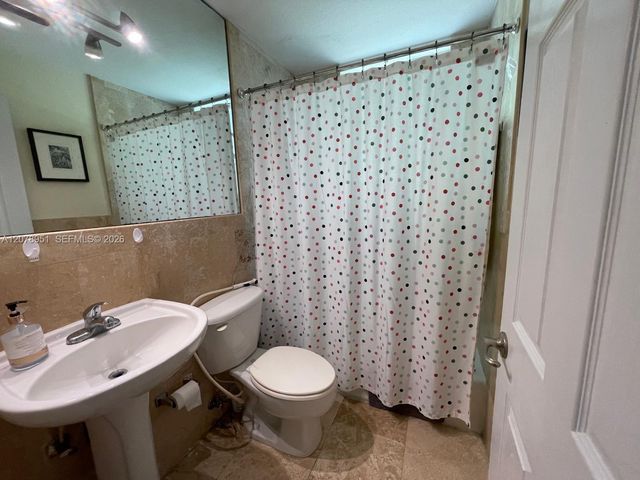 436 NE 77th St Road 6, Miami, FL 33138