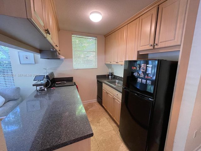 436 NE 77th St Road 6, Miami, FL 33138