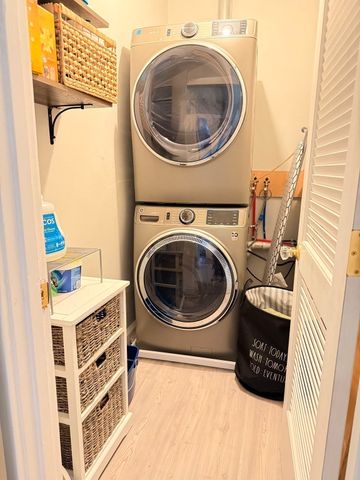 131 Mount Vernon 2, Newton, MA 02458