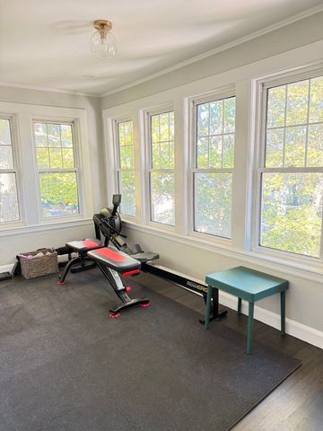 131 Mount Vernon 2, Newton, MA 02458