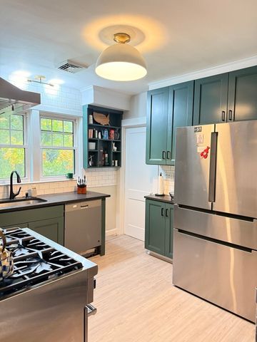 131 Mount Vernon 2, Newton, MA 02458
