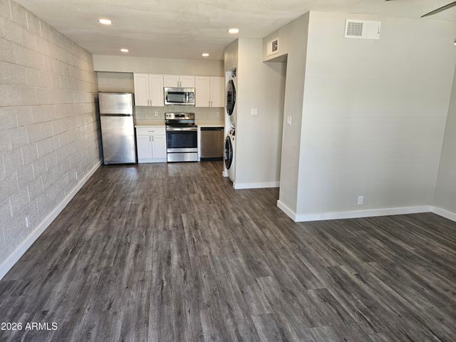 1829 N 50TH Street 22A, Phoenix, AZ 85008