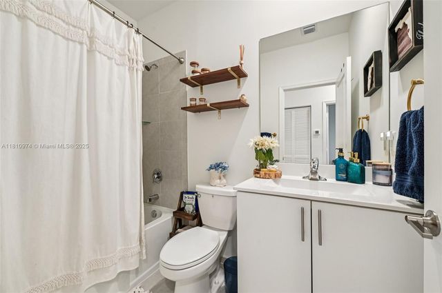 23080 SW 99th Ct, Cutler Bay, FL 33190