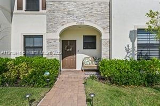 23080 SW 99th Ct, Cutler Bay, FL 33190