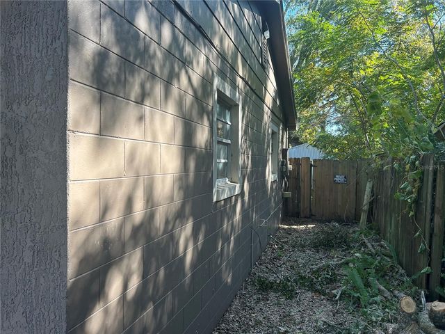 1121 ORANGE AVENUE, Sanford, FL 32771