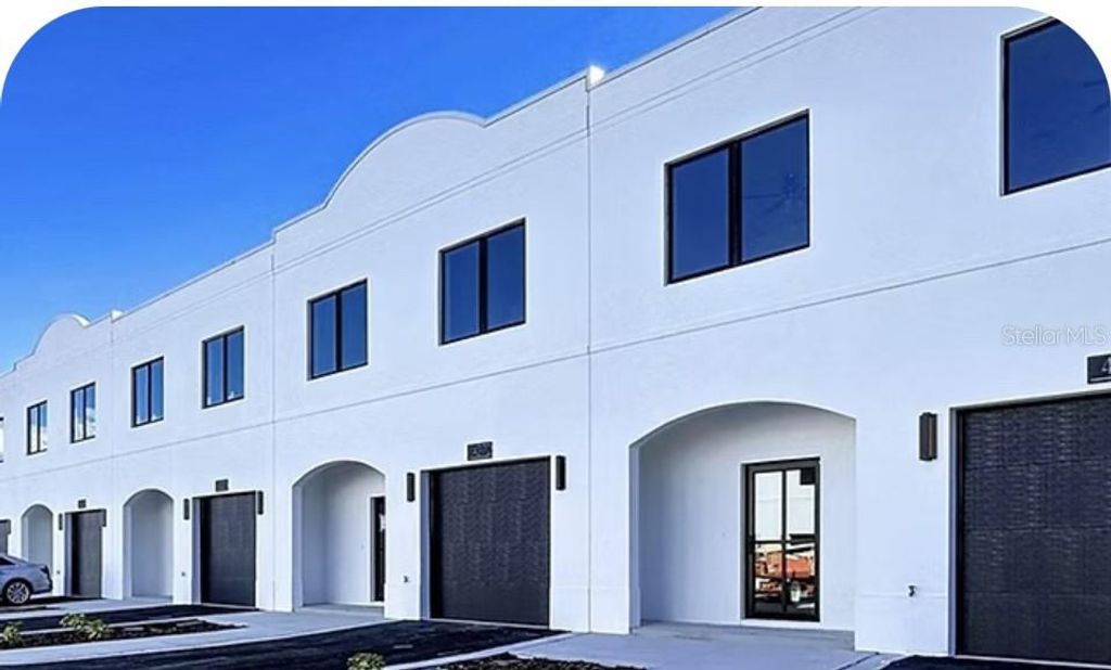 4367 CAMBIO GARDENS COURT, Tampa, FL 33610