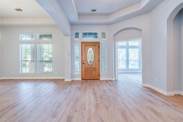 2102 Chincho DR, Pflugerville, TX 78660