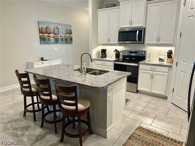 3944 Crosswater DR, North Fort Myers, FL 33917