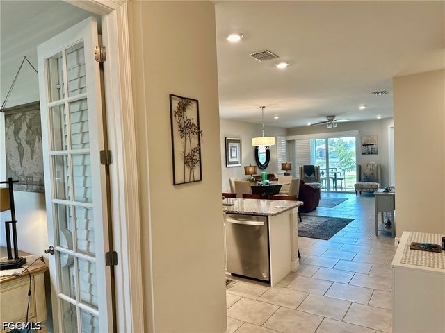 3944 Crosswater DR, North Fort Myers, FL 33917