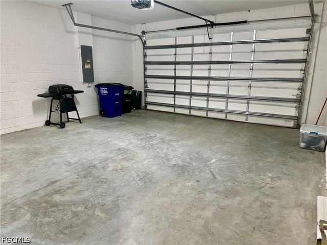 3944 Crosswater DR, North Fort Myers, FL 33917