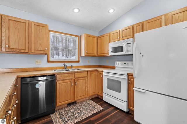 852 Eden Street, Kingsley, MI 49649