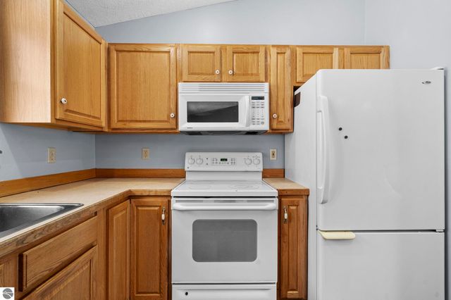 852 Eden Street, Kingsley, MI 49649