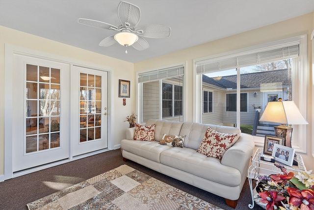 27 Russell Farm Dr 27, Methuen, MA 01844