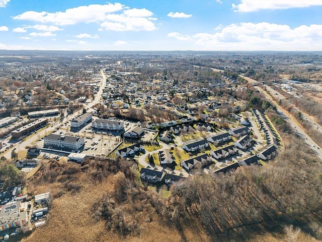 27 Russell Farm Dr 27, Methuen, MA 01844