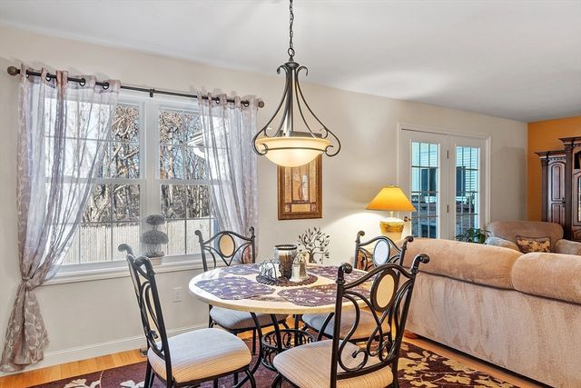 27 Russell Farm Dr 27, Methuen, MA 01844