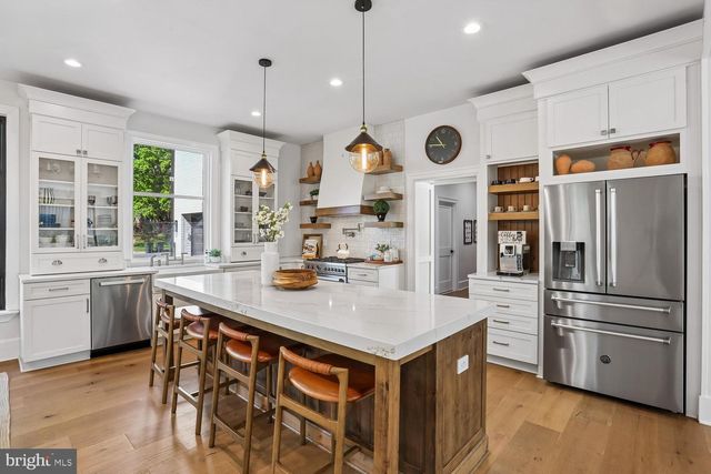 9925 CONESTOGA WAY, Potomac, MD 20854