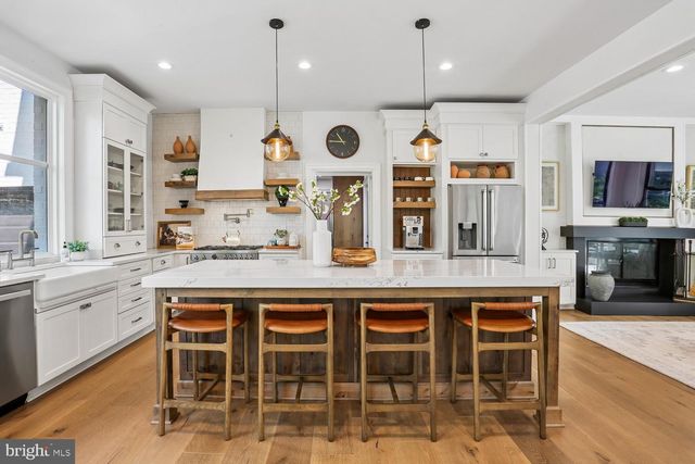 9925 CONESTOGA WAY, Potomac, MD 20854