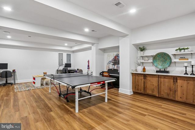 9925 CONESTOGA WAY, Potomac, MD 20854